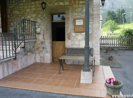 Rurales La Granda Apartman Onís